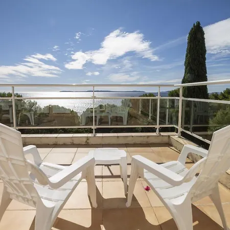 Lili Rose Villa *